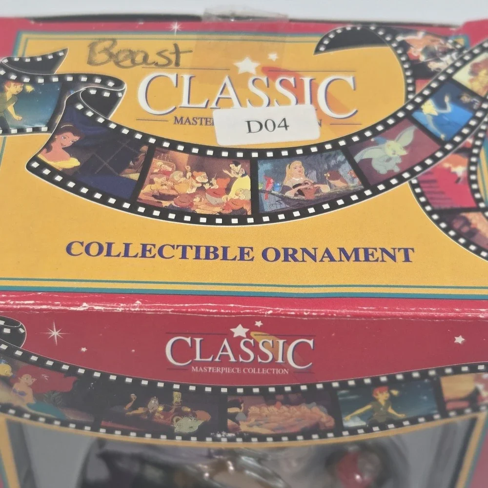 DISNEY BEAUTY AND THE BEAST ORNAMENT CLASSIC MASTERPIECE COLLECTION ROSE MATRIX